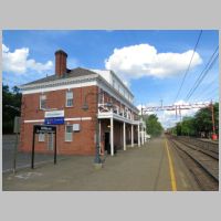 NJT_Millburn-Sta-eb-angle.jpg