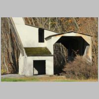 PRR_Allegheny-Branch-Red-Bank-coal-loading-shed+hoist-nb-zoom.jpg