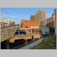 WMATA_Silver-Spring-Bus-Center-upper-level-sb-angle-close.jpg