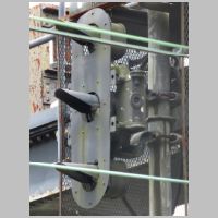 Amt_NEC-S-Signal-101-sb-tkA-sig-lower-head-angle-close.jpg