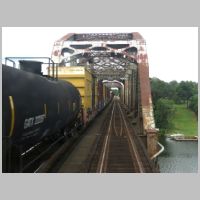 CSX_RFP-Sub_MP-89.5-Occoquan-River-Br-south-truss-nb+train.jpg
