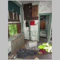 FB-inside-operators-floor-com-board+bathroon.jpg