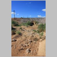 UP_Caliente-Sub-382.8-dry-creek+RoW-south-side-far.jpg