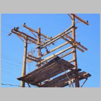 UP_Caliente-Sub-383-Moapa-yard-H-pole-top-eb-op-angle-close.jpg