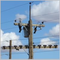 UP_Caliente-Sub-EE-APEX-old-pole-line-tap-eb-slight-angle.jpg