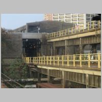 Amt_Newark-Penn-wb-PATH-portals-wb-slight-angle.jpg