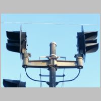 NJT_ACL-signal-A32-mast-head+A33-upper-head-side.jpg
