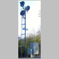 NJT_ACL-signal-A33-mast+cabinets-angle.jpg