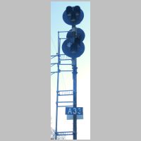 NJT_ACL-signal-A33-mast-upper+plate-close.jpg