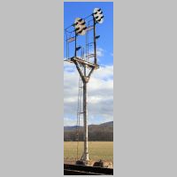NS_LEWIS-RUN-nb-bracket-angle.jpg