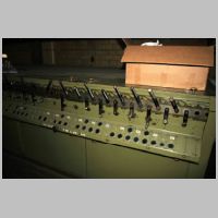 STATE-Model-14-levers-98-127-flash-slight-angle.jpg