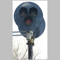 NJT_ACL-signal-A171-sb-mast-head-lit.jpg
